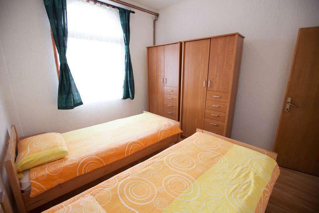 Apartment Licka Vodenica Josipdol Quarto foto